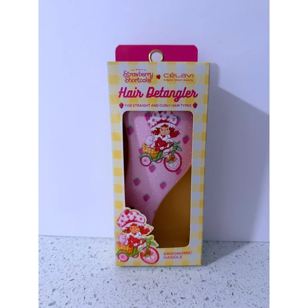 Strawberry Shortcake Celavi Hair Detangler Brush Pink Ergonomic SS46459R1 NEW